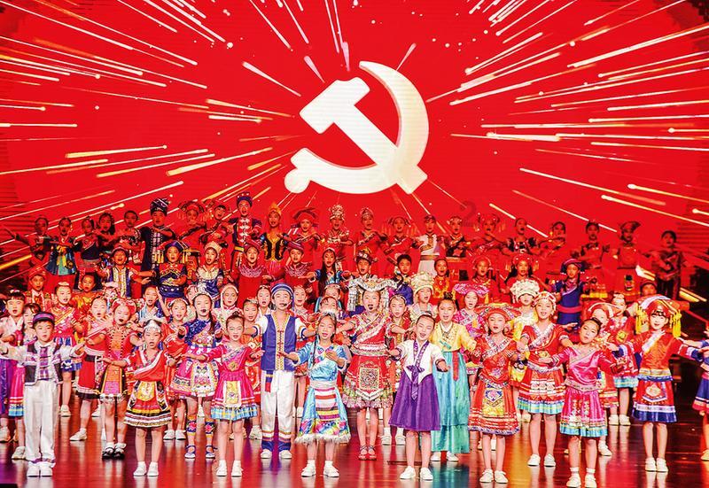 海南临高县通报村民私拍游客强制要求购买:已取得当事人的谅解,将依法严肃处理